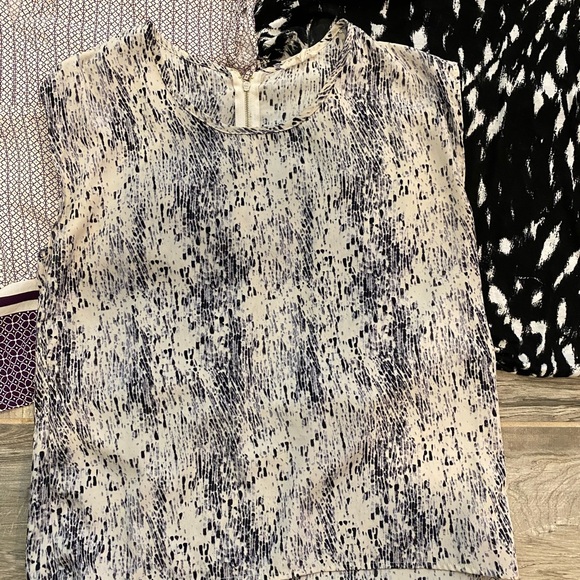 Bundle of Blouses - Picture 2 of 8